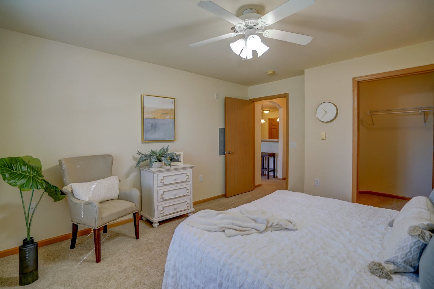 Gallery Photo 10